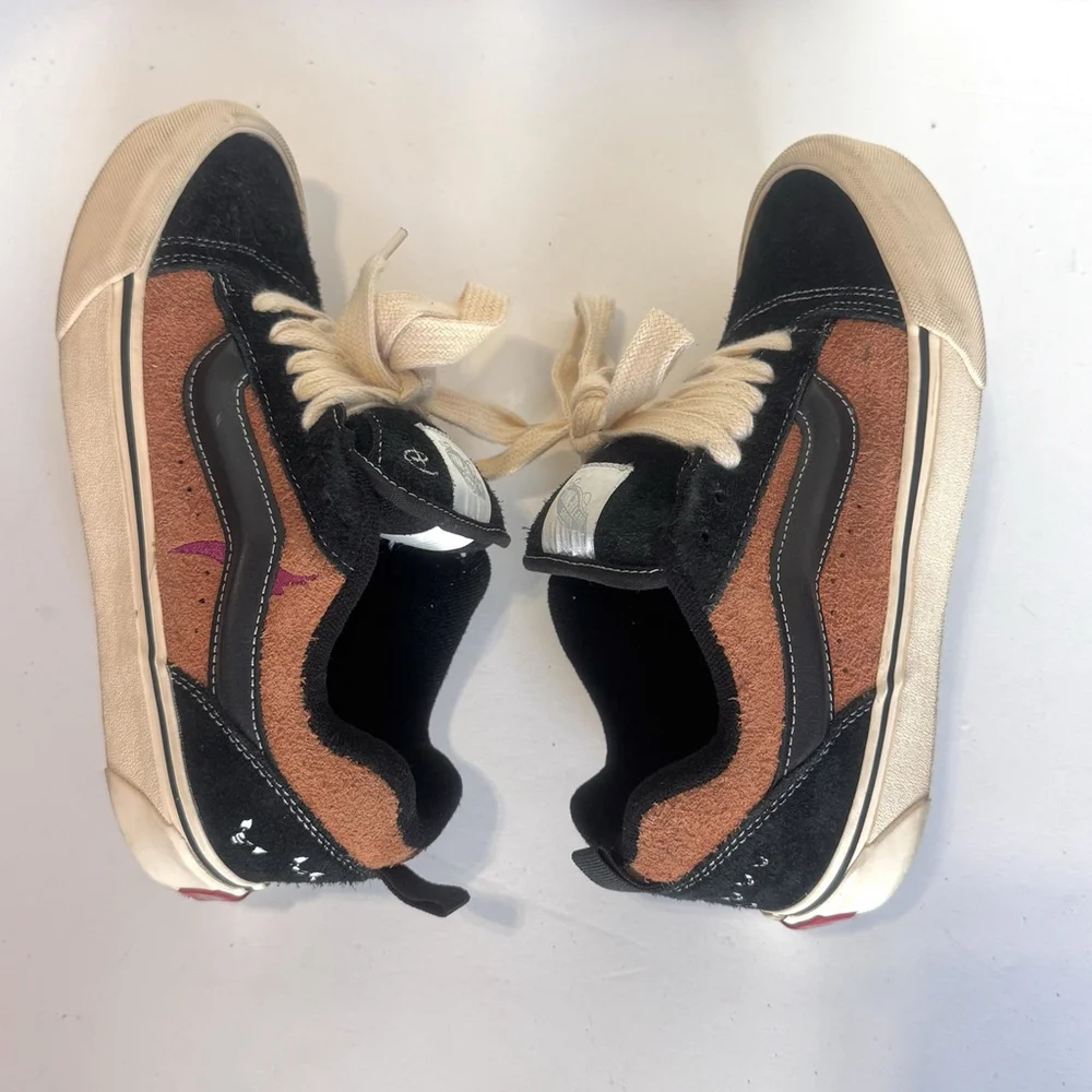 Vans x Disney 100th Anniversary Knu Skool Scar Lion King Shoes Size:9 Women